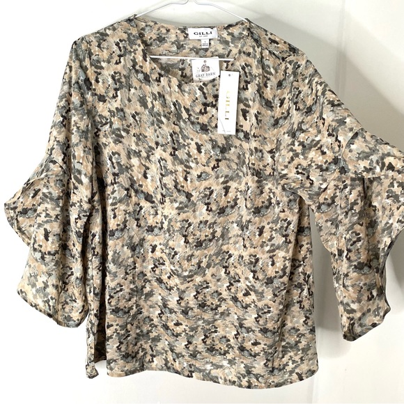 GILLI Blue Watercolour Flowy Top NWT - Picture 1 of 8